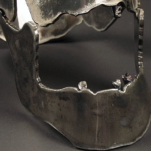 Metal Art - Half Skull Pair