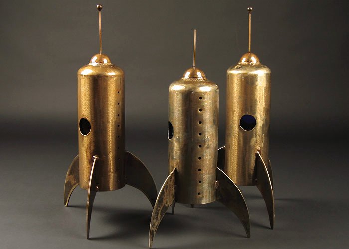 Metal Art - Rocket Lamp